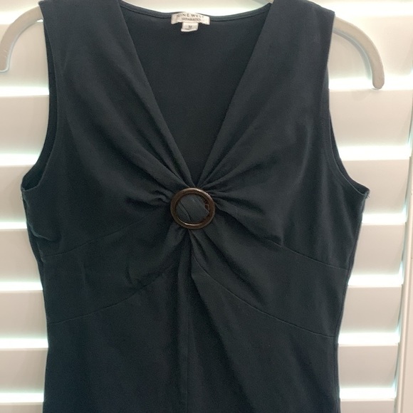 Vtg Black Sleeveless Fitted Top with Flattering Button Rouching Detail Nine West - Picture 2 of 6
